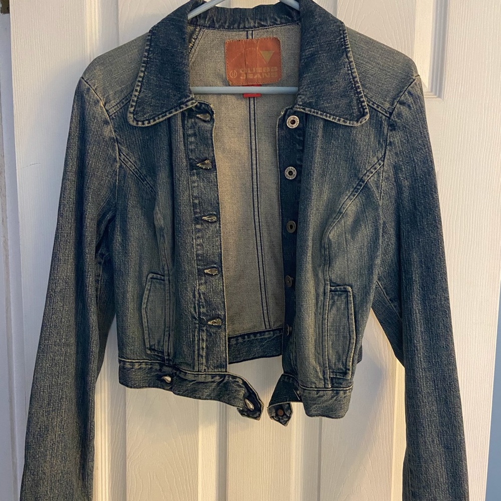 EUC Guess cropped jean jacket size M